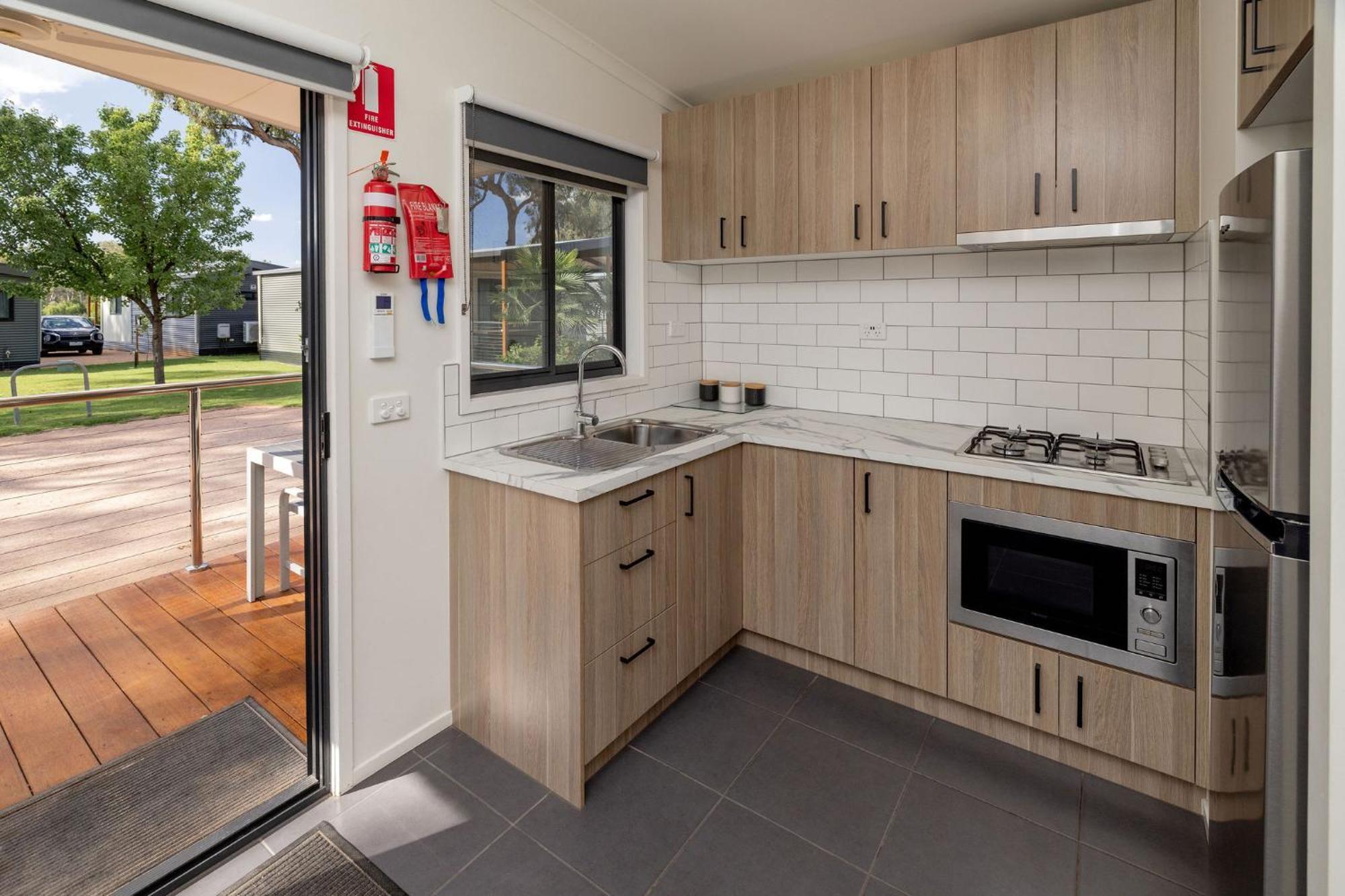 Big4 Renmark Riverfront Holiday Park ภายนอก รูปภาพ