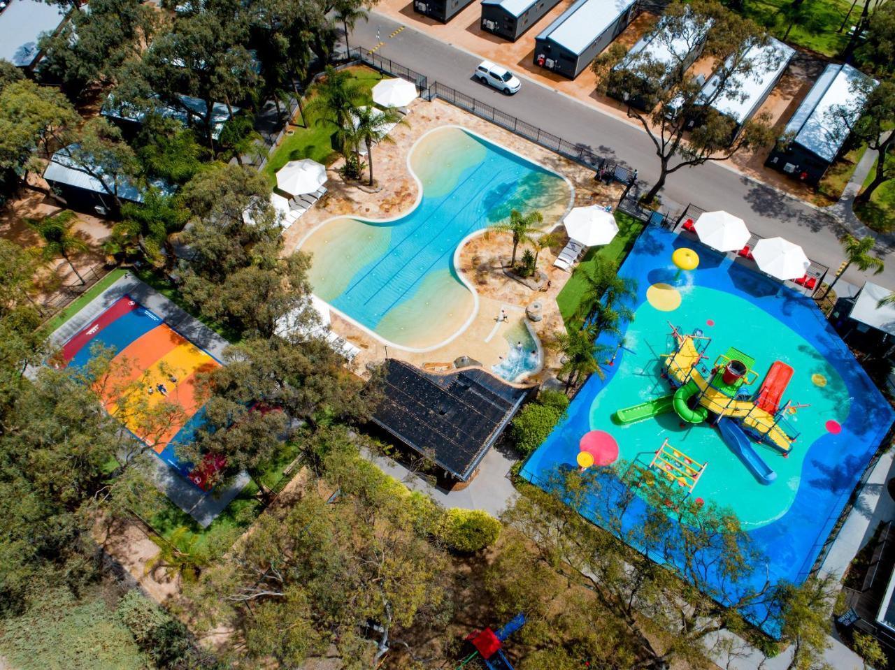 Big4 Renmark Riverfront Holiday Park Hotel ภายนอก รูปภาพ