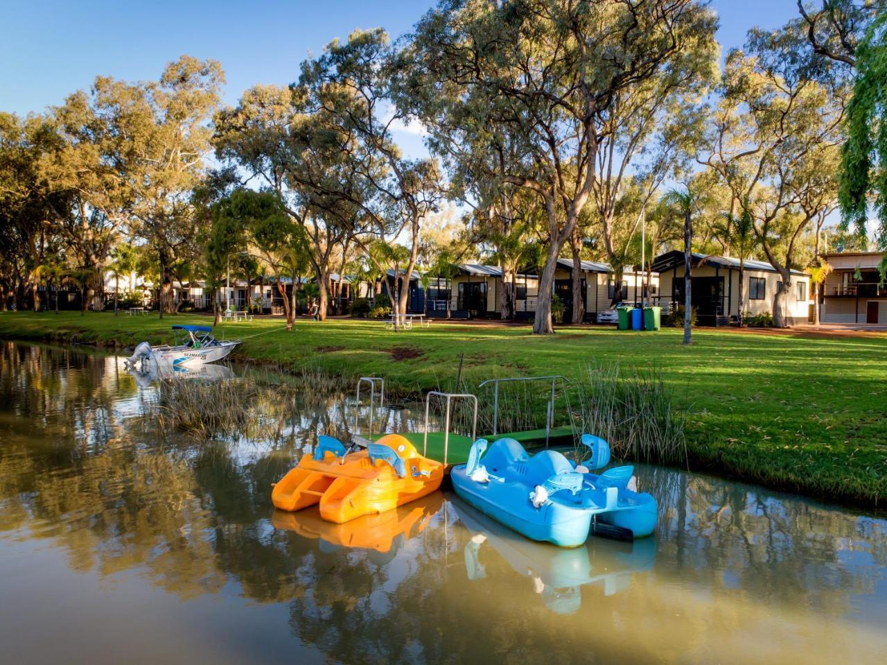 Big4 Renmark Riverfront Holiday Park Hotel ภายนอก รูปภาพ