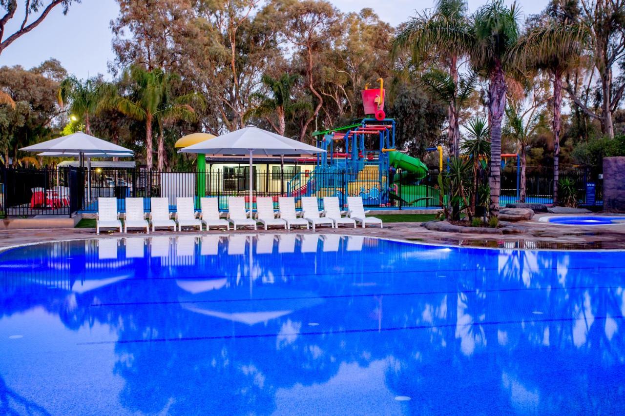 Big4 Renmark Riverfront Holiday Park Hotel ภายนอก รูปภาพ